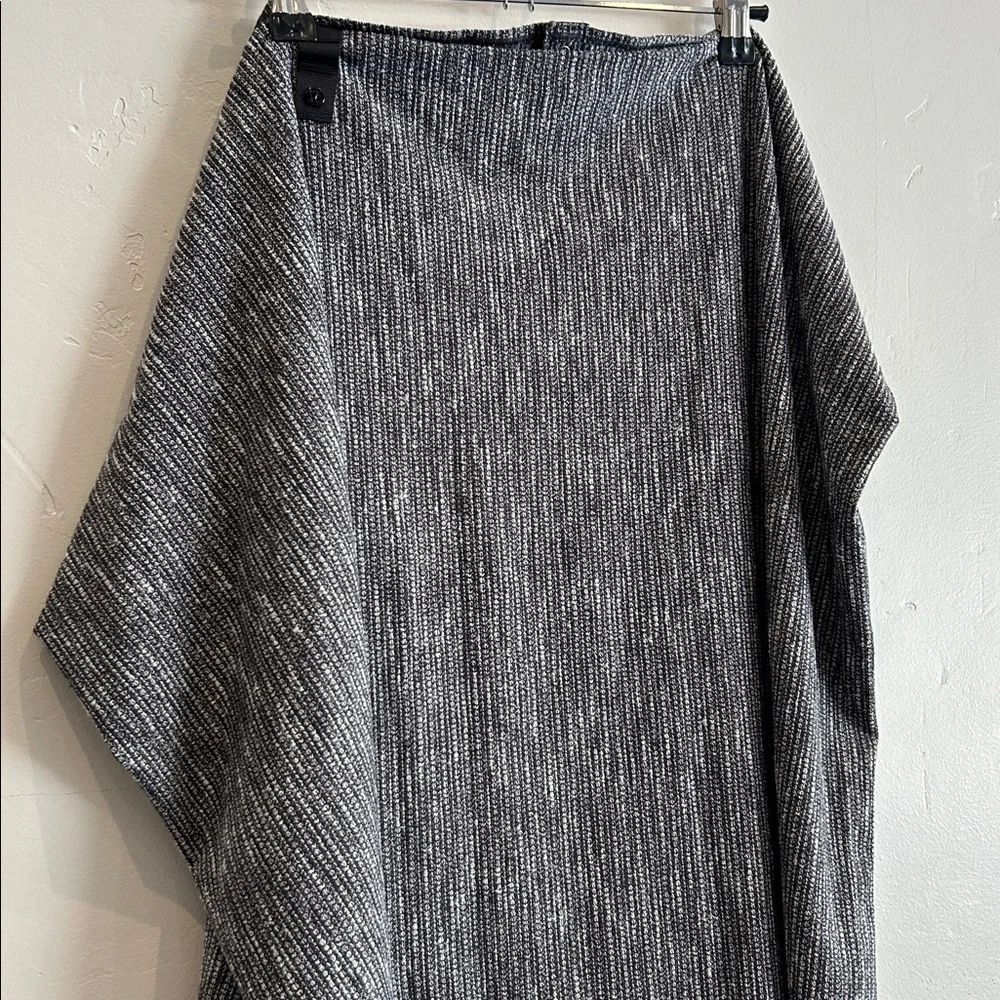 Lululemon Vinyasa Scarf